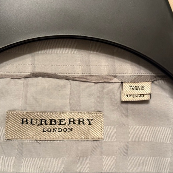Burberry light grey shirt size 17.5/44 - Picture 4 of 7